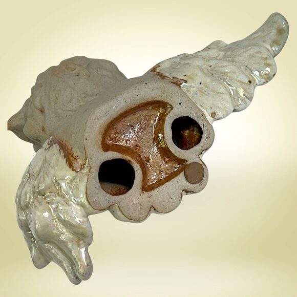 Vintage Ceramic Cherub Head with Glazed Wings – Angelic Decorative Figurine - Picture 9 of 9